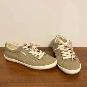 Taos Footwear Olive Canvas Sneakers